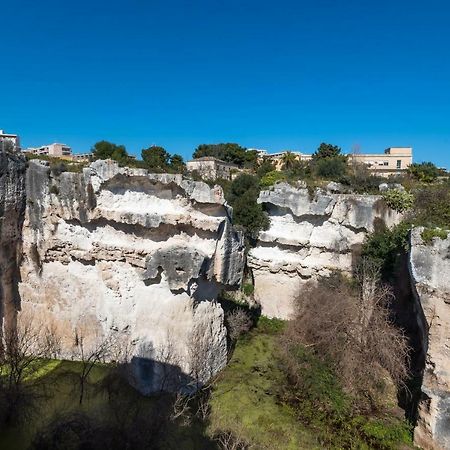 La Latomia Villa Nei Pressi Del Teatro Greco 锡拉库扎 外观 照片